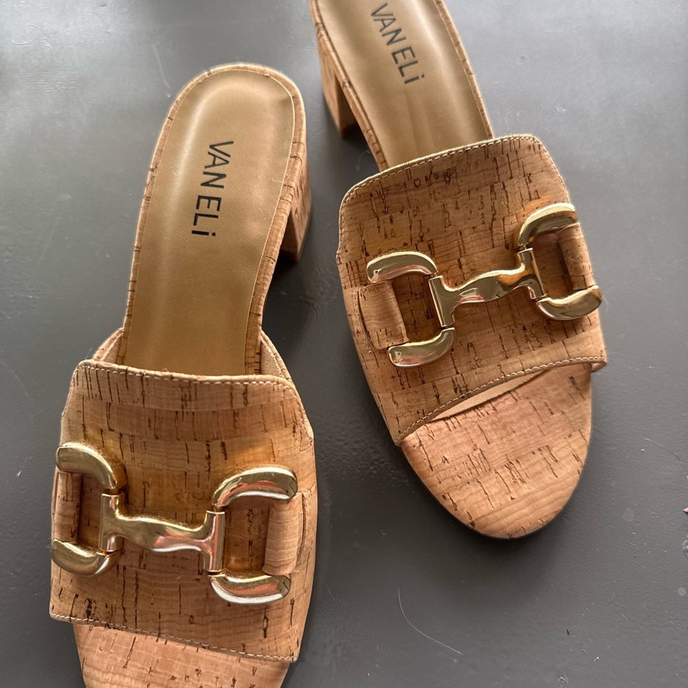New Without Box Vaneli Oksana Sandal in Natural Cork, Size 7.5 Medium Width - Picture 3 of 7